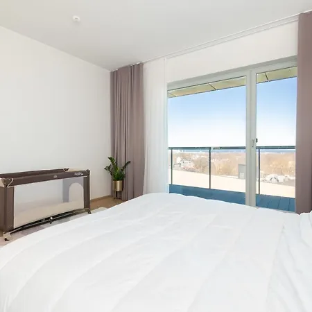 4Bdr Modern And Stylish Apartment Near Kadriorg With Free Parking Tallinn Exterior photo