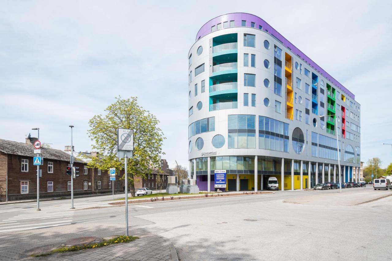 Apartment 4bdr Modern And Stylish Near Kadriorg With Free Parking Tallinn