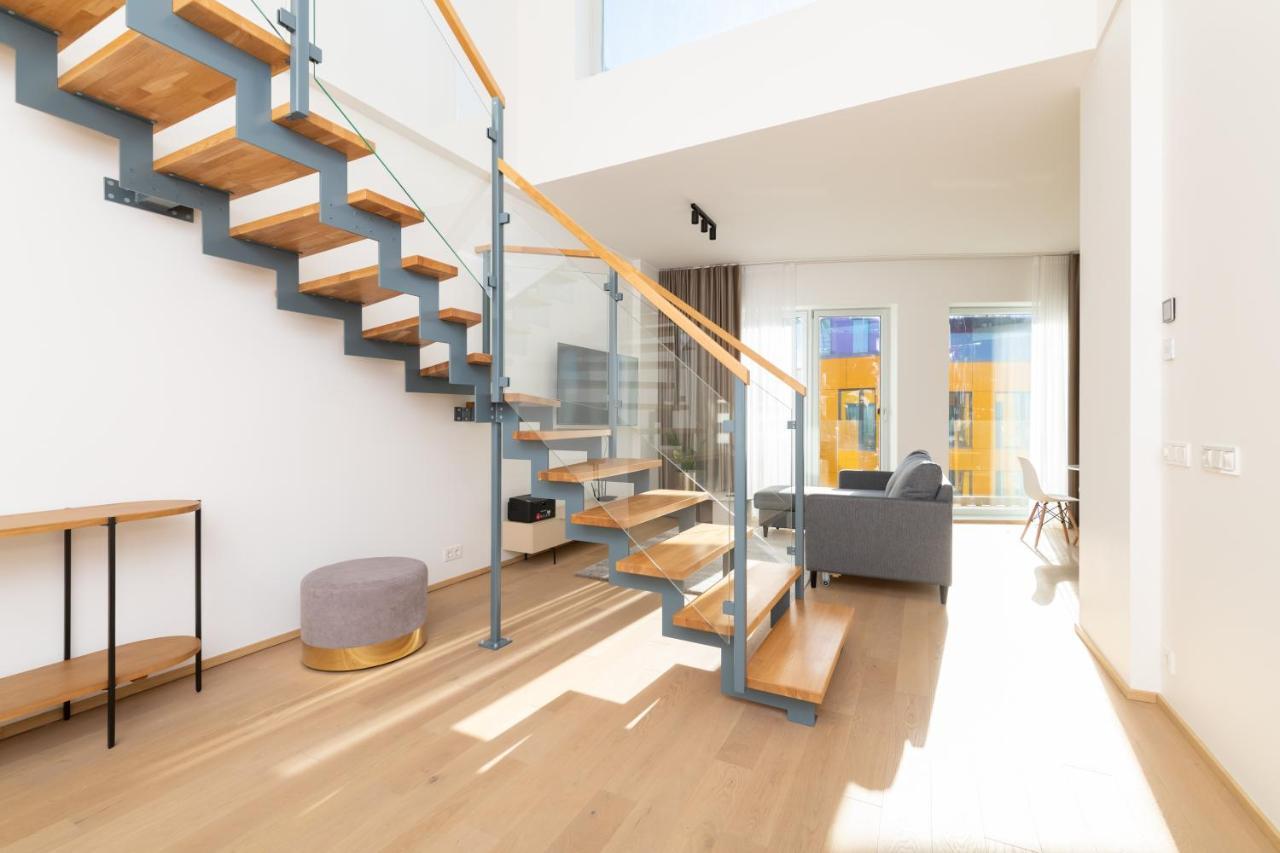 Apartment 4bdr Modern And Stylish Near Kadriorg With Free Parking *