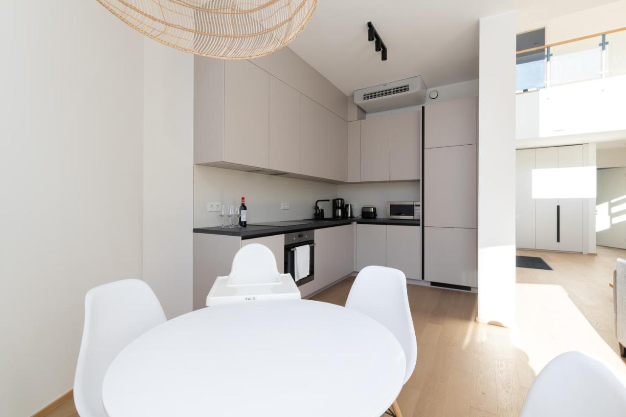4bdr Modern And Stylish Near Kadriorg With Free Parking * Tallinn