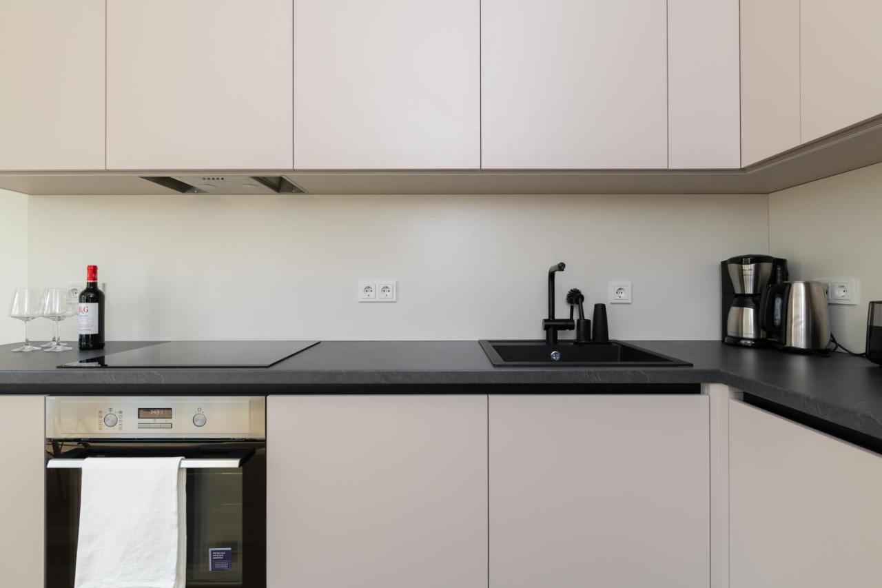 4bdr Modern And Stylish Near Kadriorg With Free Parking Apartment Tallinn