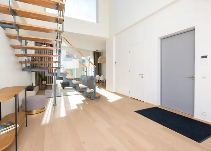 4Bdr Modern And Stylish Apartment Near Kadriorg With Free Parking