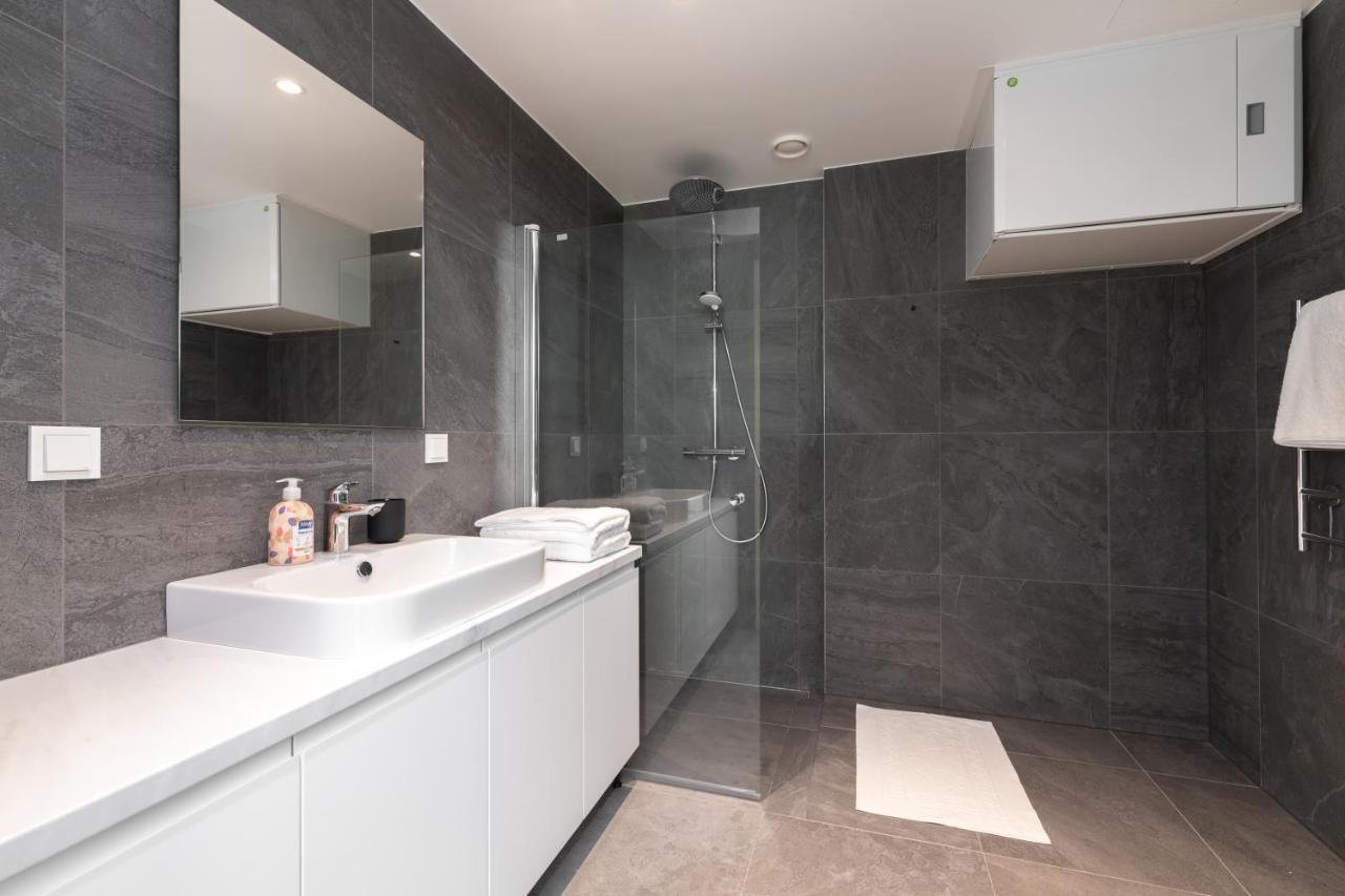 4bdr Modern And Stylish Near Kadriorg With Free Parking